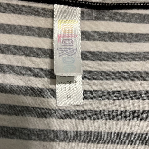 LuLaRoe Striped Classic T - Picture 3 of 4